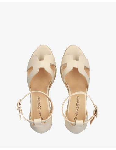 Sandalo color crema tenue con zeppa in juta numeri piccoli