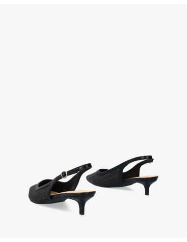 Décolleté Slingback in Rafia Nera