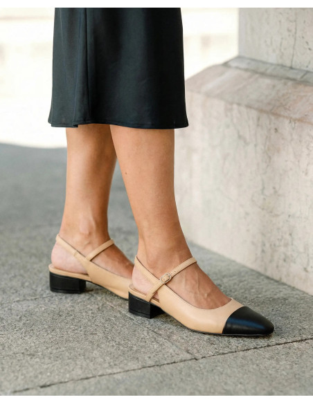 Slingback Nude e Nera