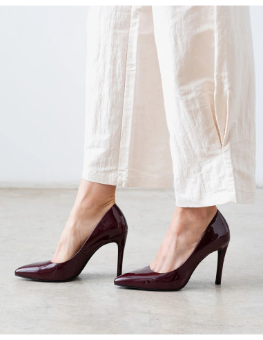 Décolleté in vernice Bordeaux