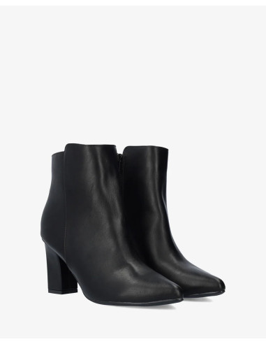 Stivaletto con Tacco Nero Numeri Grandi