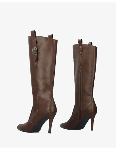 Stivali con tacco alto in morbida similpelle marrone numeri piccoli