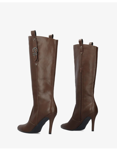 Stivali con tacco alto in morbida similpelle marrone numeri piccoli